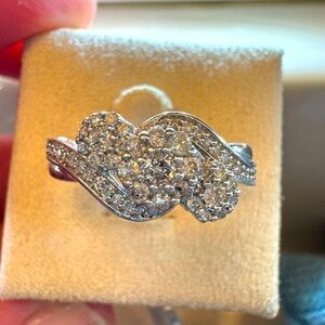 1/2 cttw natural white “ice” diamond ring